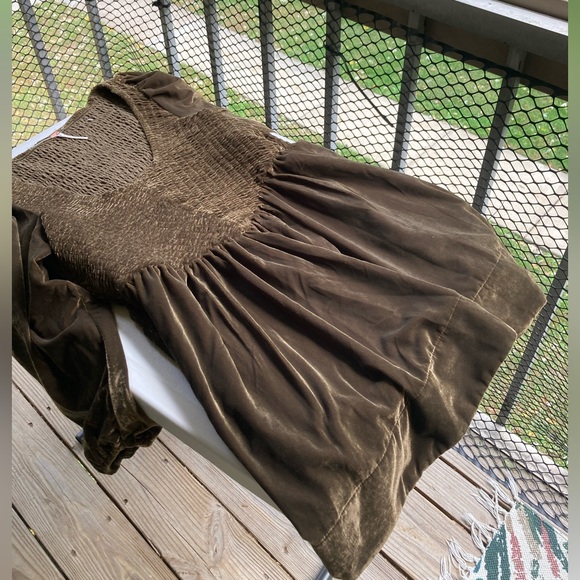 Free People Farrier Velvet Mini Dress Brown Bear Balloon Sleeves Smocked Bodice - Picture 3 of 17